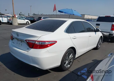2017 Toyota Camry Se z USA, uszkodzony, nr VIN 4T1BF1FKXHU748017